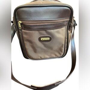 Vintage Samsonite Brown & Tan Overnight Shoulder Bag, NEW